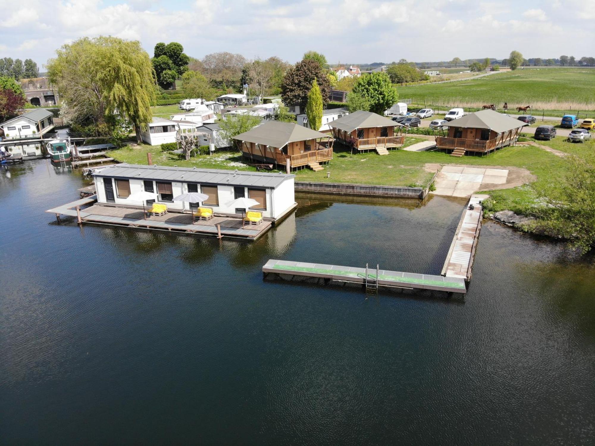 Floatel - De Schans Alphen Benedeneind Exterior foto